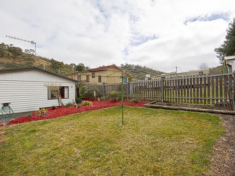 248 Foxlow Street, Captains Flat NSW 2623