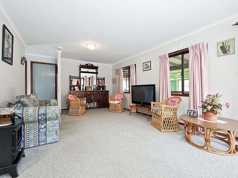 248 Foxlow Street, Captains Flat NSW 2623