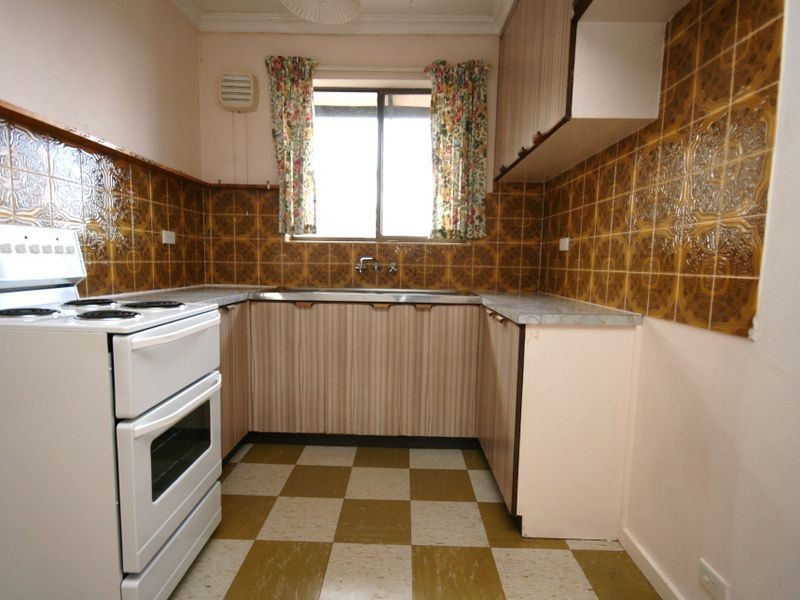 24/13-15 Mowatt Street, Queanbeyan NSW 2620