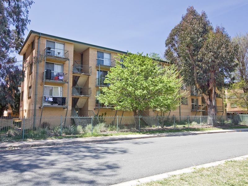 17/1 Mowatt Street, Queanbeyan NSW 2620