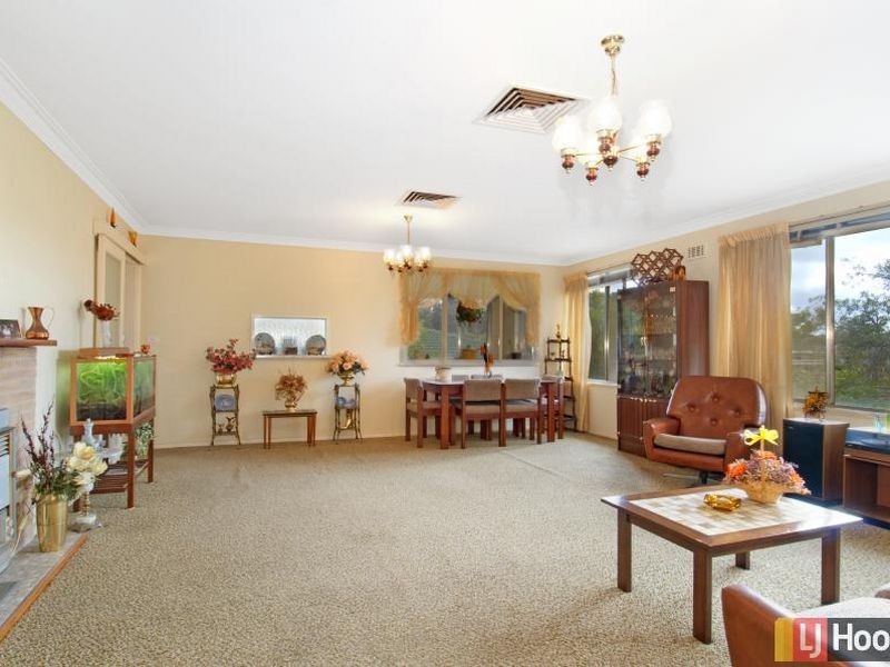 4 Breden Place, Queanbeyan NSW 2620