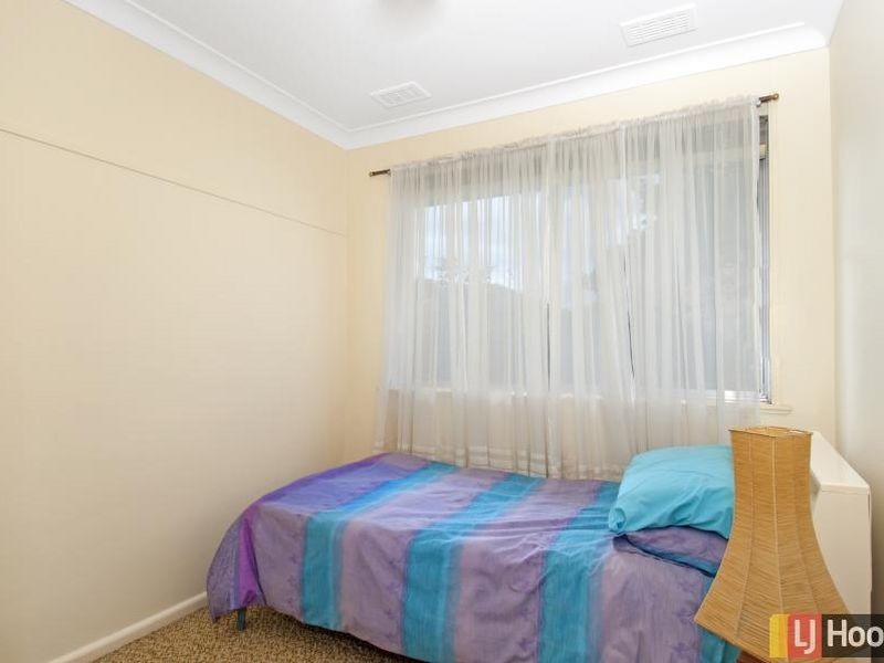 4 Breden Place, Queanbeyan NSW 2620