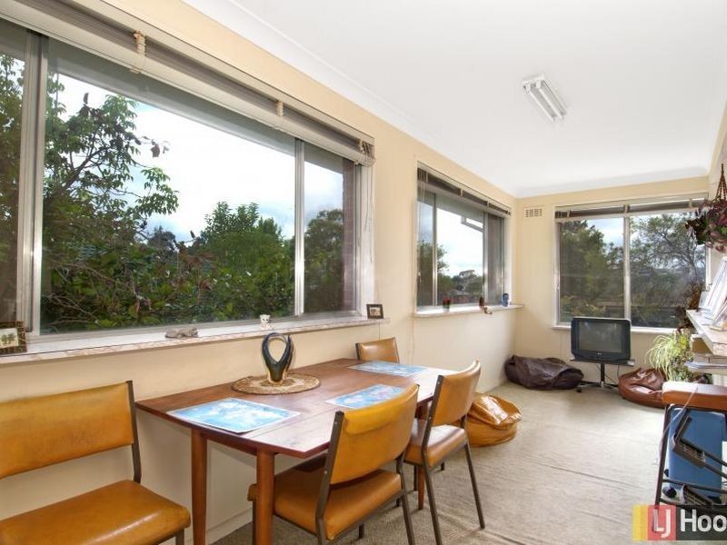 4 Breden Place, Queanbeyan NSW 2620