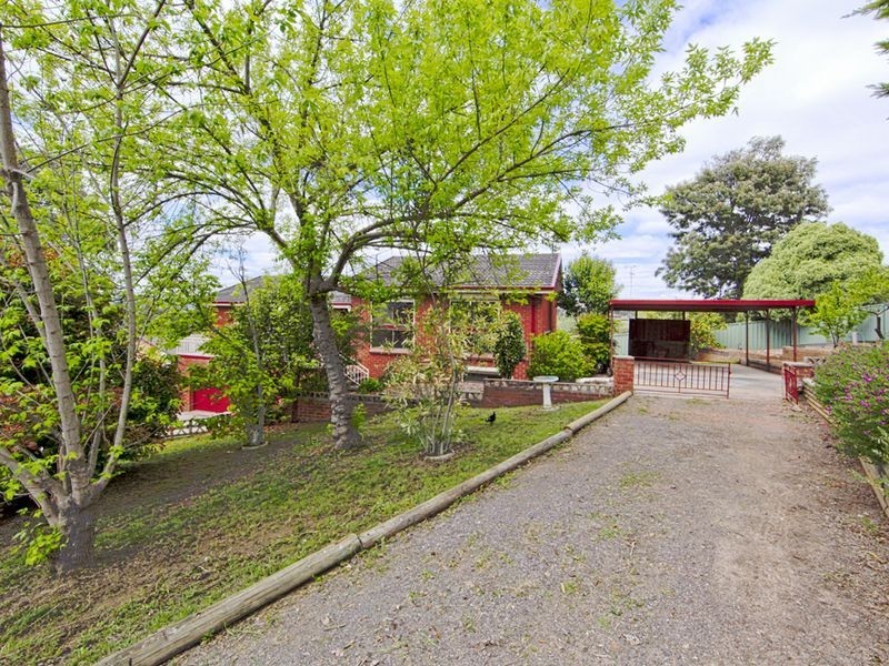 1 Surveyor Place, Queanbeyan NSW 2620