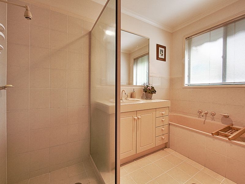 1 Majura Place, Jerrabomberra NSW 2619