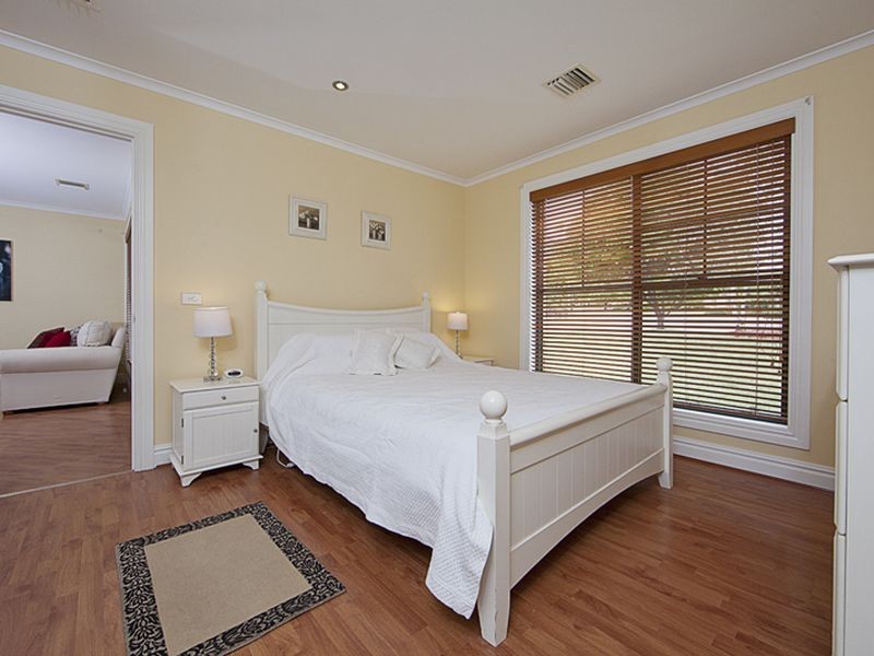 1 Majura Place, Jerrabomberra NSW 2619