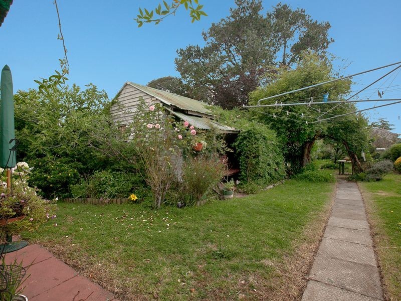 6 George Street, Queanbeyan NSW 2620