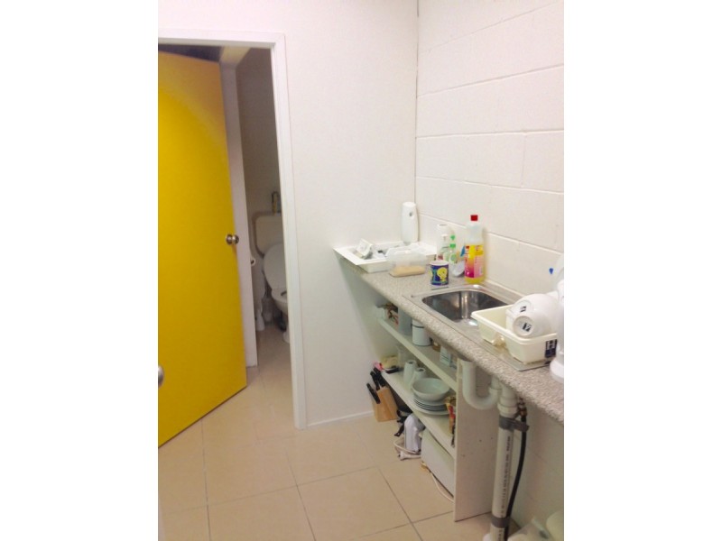 2b/14 Newcastle Street, Burleigh Heads QLD 4220