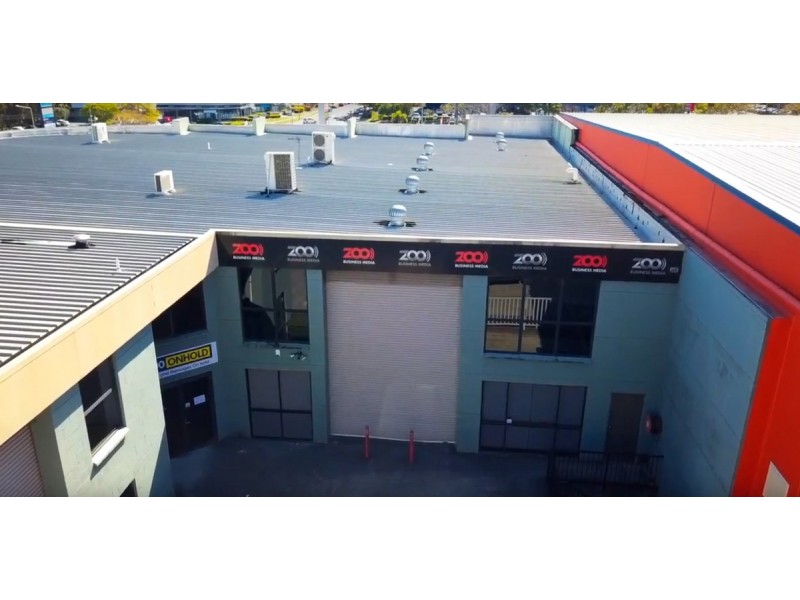 1/2 Newcastle Street, Burleigh Heads QLD 4220