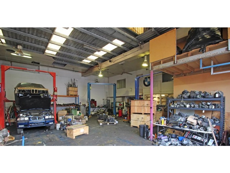 19 Industrial Avenue, Molendinar QLD 4214