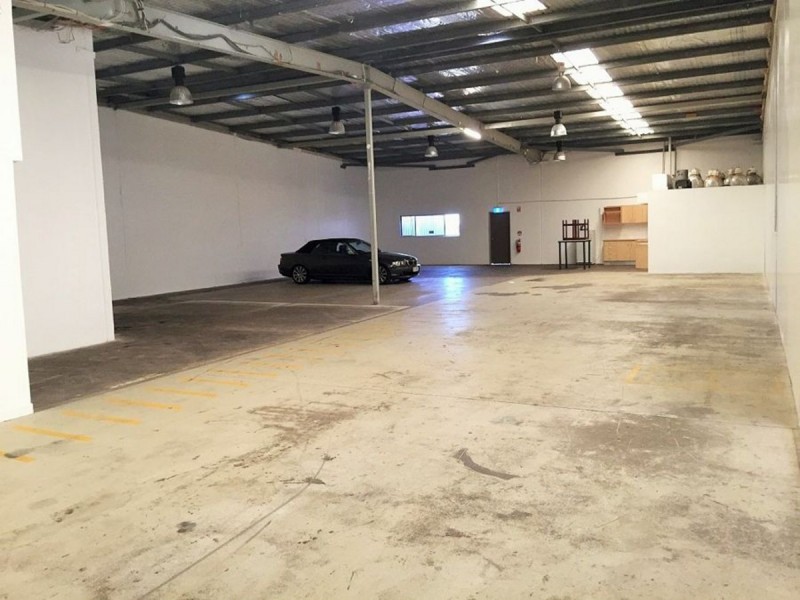 26 Industrial Avenue, Molendinar QLD 4214