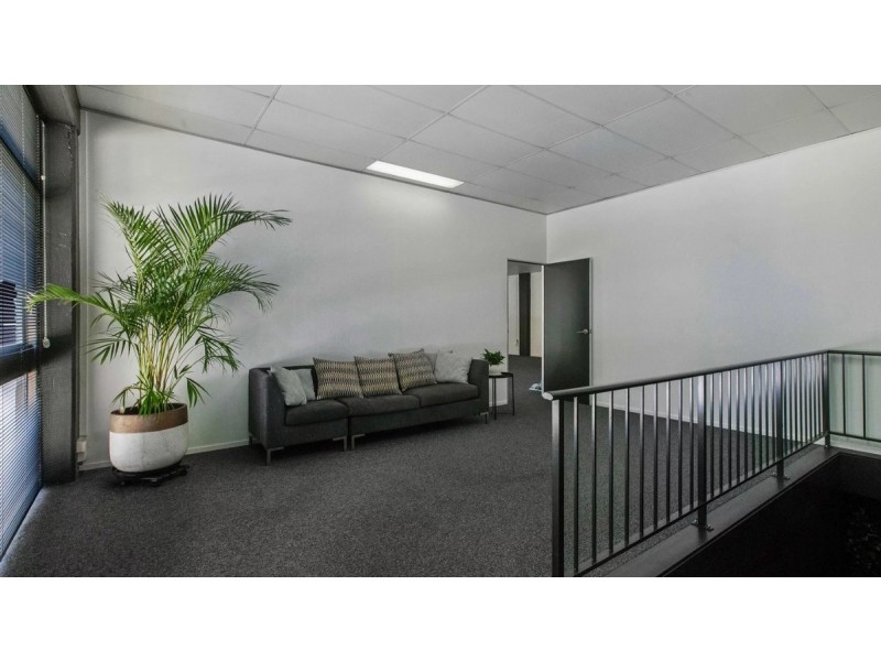 75 West Burleigh Road, Burleigh Heads QLD 4220