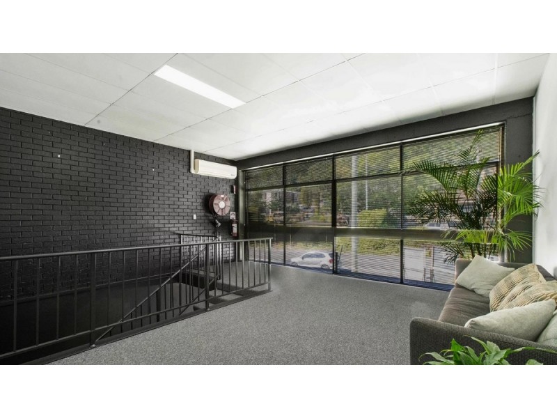 75 West Burleigh Road, Burleigh Heads QLD 4220