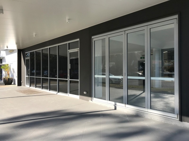 Unit 2-1 Sunlight Drive, Burleigh Waters QLD 4220