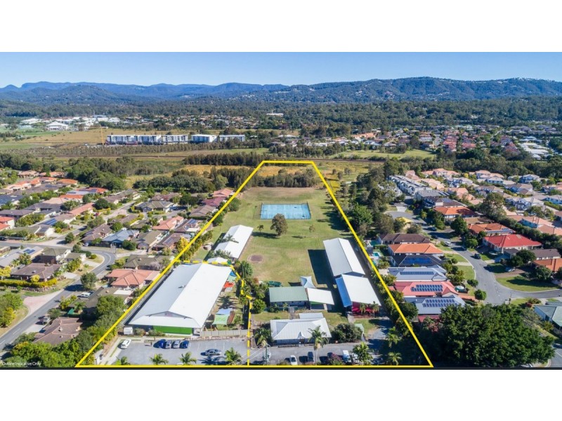 16 Ghilgai Road, Merrimac QLD 4226