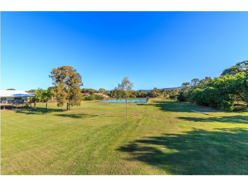 16 Ghilgai Road, Merrimac QLD 4226