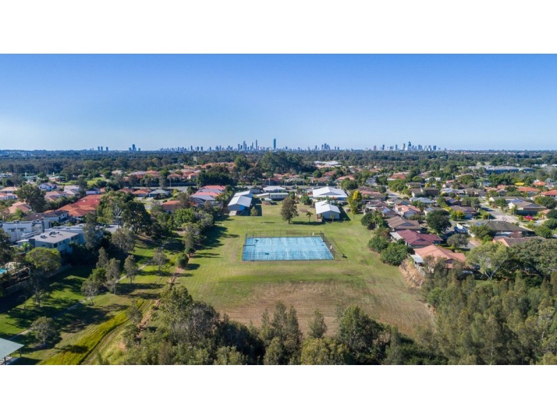 16 Ghilgai Road, Merrimac QLD 4226