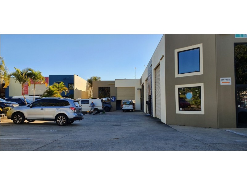 2/11-13 Dover Drive, Burleigh Heads QLD 4220