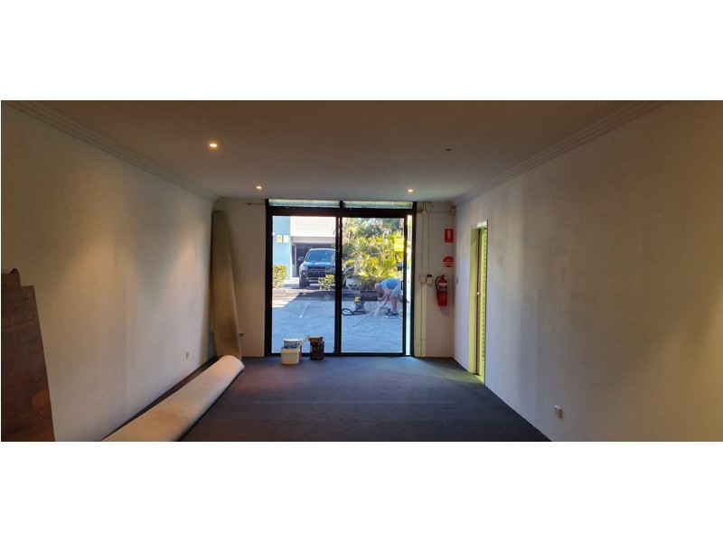 2/11-13 Dover Drive, Burleigh Heads QLD 4220