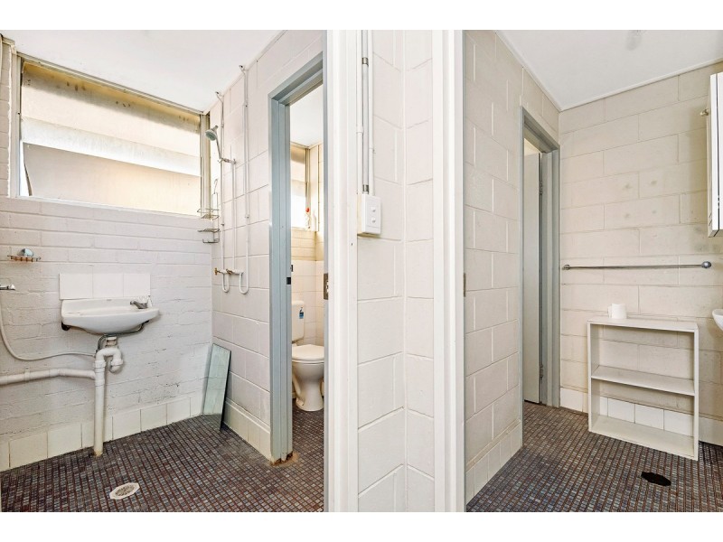 4/28 Greg Chappell Drive, Burleigh Heads QLD 4220