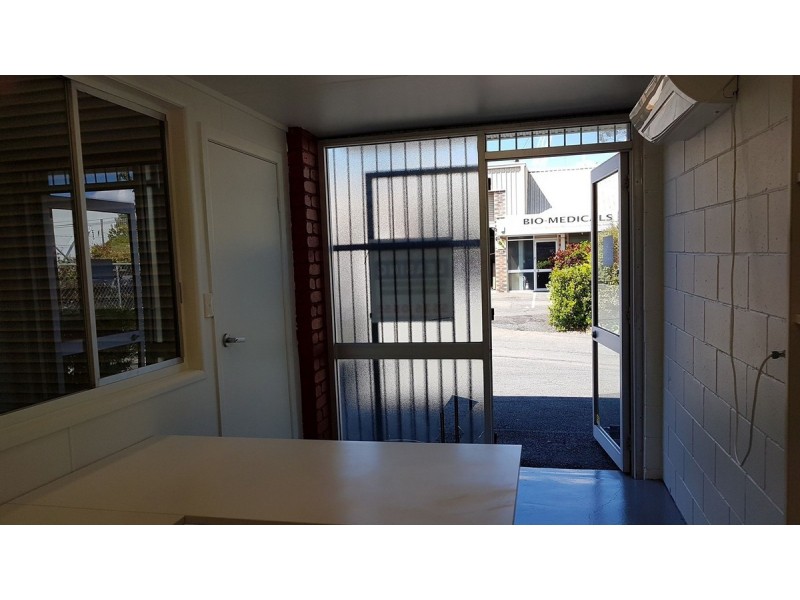 1/26 Greg Chappell Drive, Burleigh Heads QLD 4220