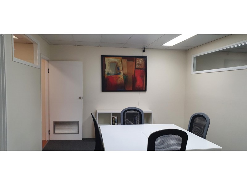 4 & 5/9 Central Drive, Burleigh Heads QLD 4220