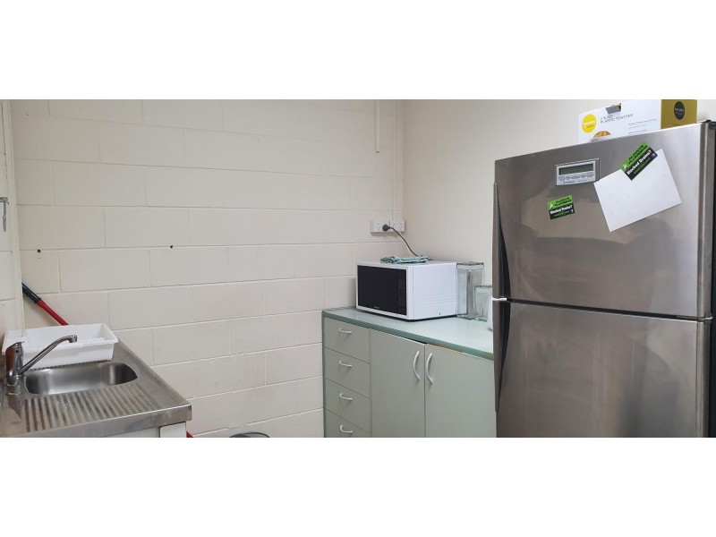 4 & 5/9 Central Drive, Burleigh Heads QLD 4220