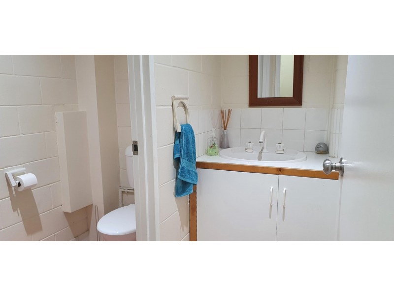 4 & 5/9 Central Drive, Burleigh Heads QLD 4220