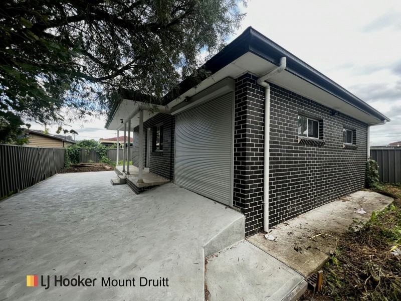 9a Ophir Gr, Mount Druitt NSW 2770
