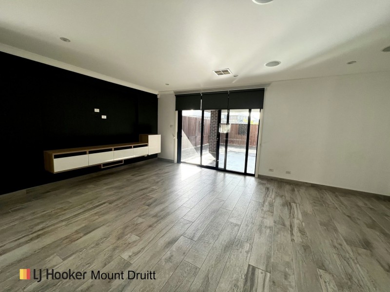 9 Lillypilly St, Colebee NSW 2761