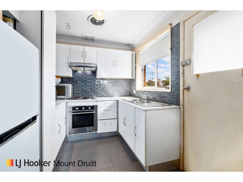 2 Eloura Street, Dharruk NSW 2770