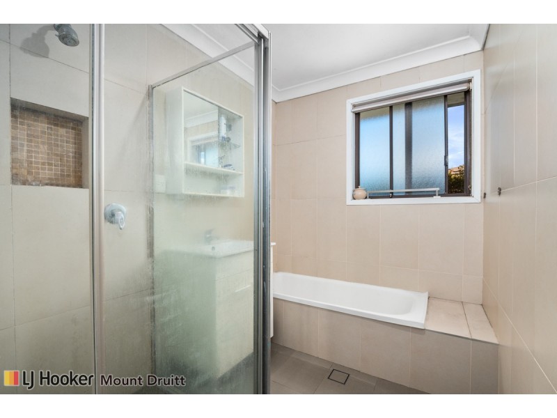 1 & 1a Shiraz Place, Minchinbury NSW 2770