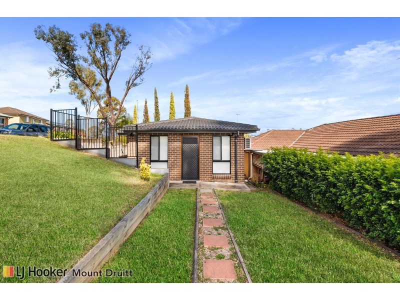 1 & 1a Shiraz Place, Minchinbury NSW 2770