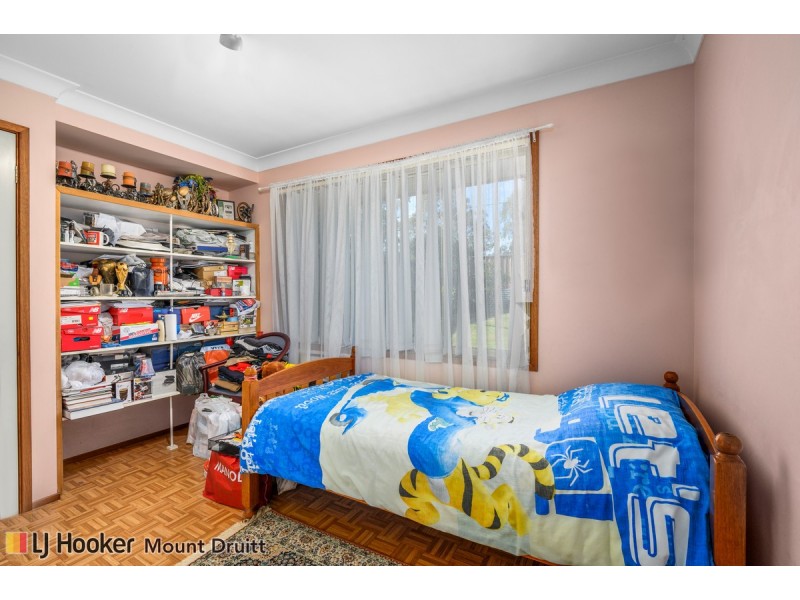 30 Doncaster Avenue, Casula NSW 2170