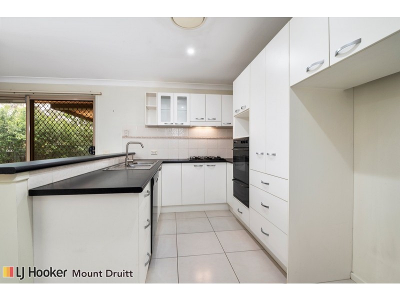 33 Chameleon Drive, Erskine Park NSW 2759