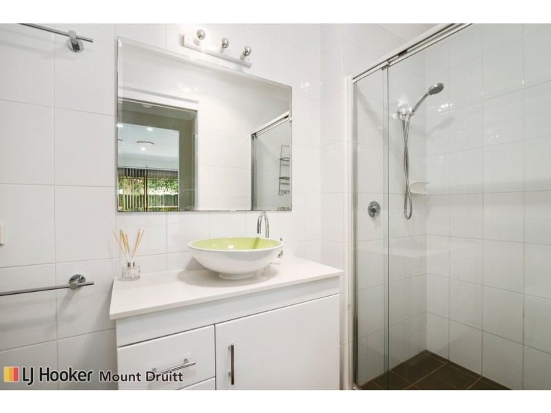 33 Chameleon Drive, Erskine Park NSW 2759