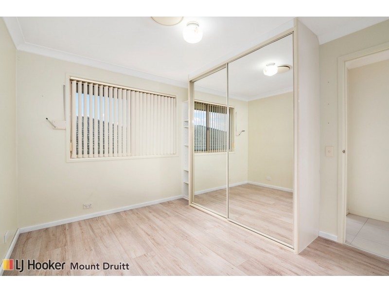 33 Chameleon Drive, Erskine Park NSW 2759