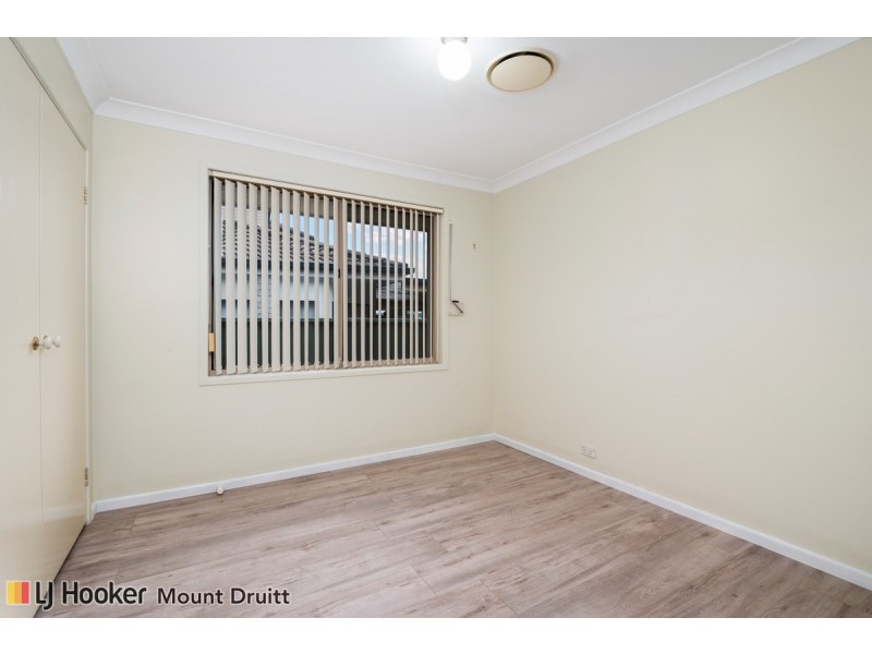 33 Chameleon Drive, Erskine Park NSW 2759