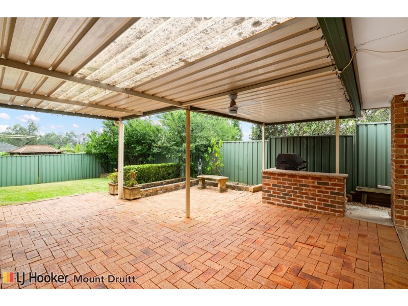 33 Chameleon Drive, Erskine Park NSW 2759
