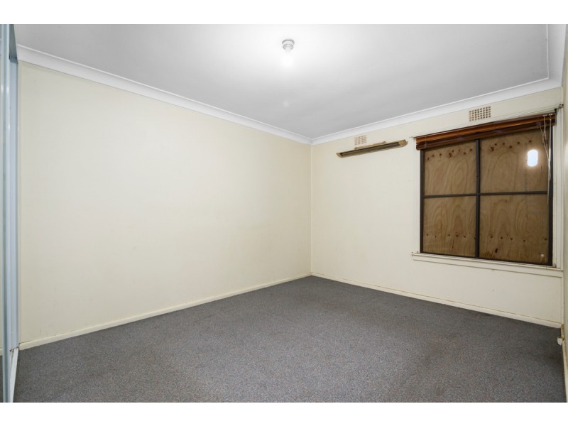 9 Luzon Avenue, Lethbridge Park NSW 2770