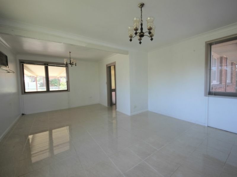 31 Kilbride Avenue, Dharruk NSW 2770