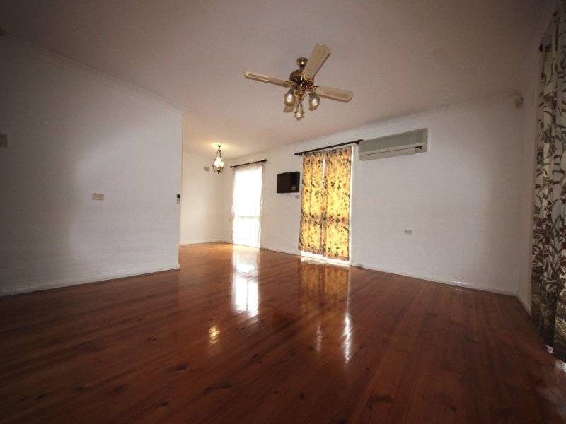 67 Bougainville Road, Lethbridge Park NSW 2770