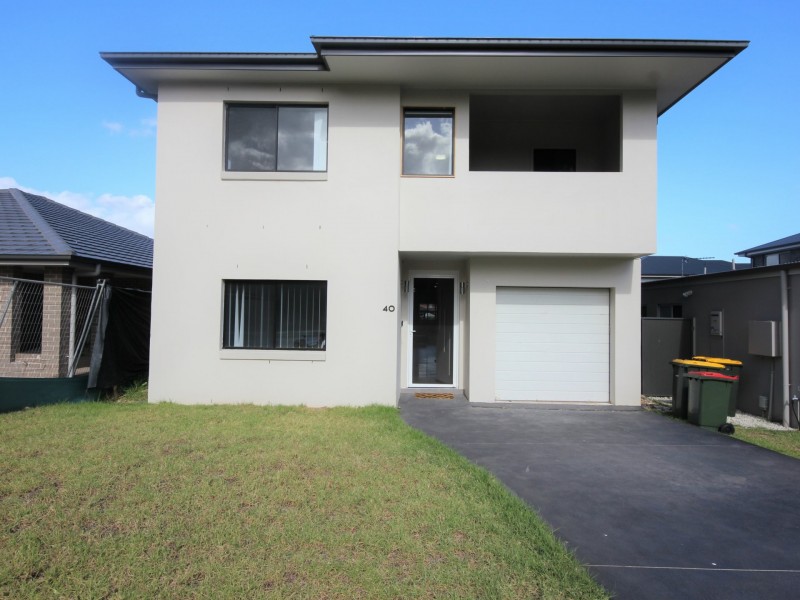 40 Liddiard Street, Ropes Crossing NSW 2760