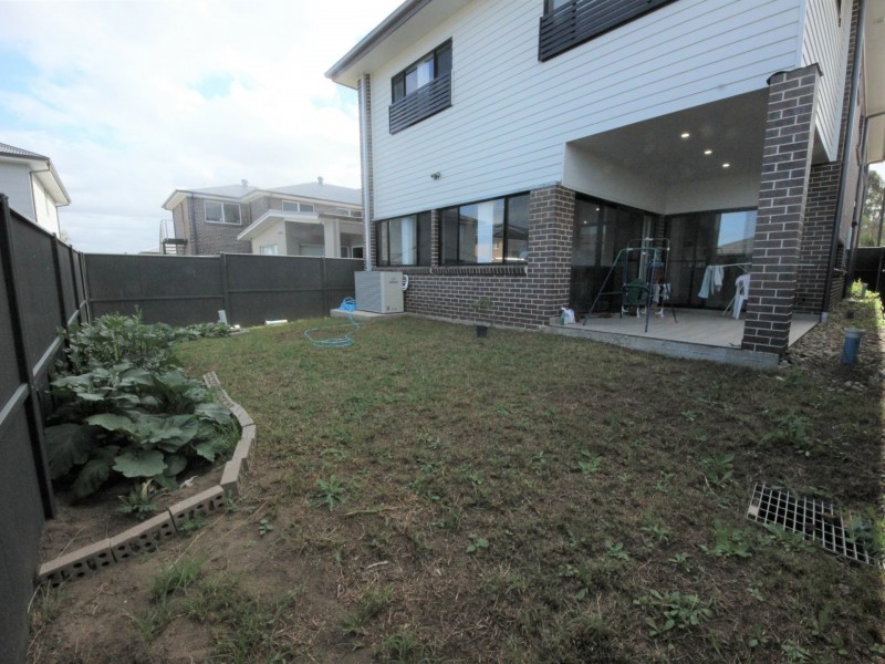 40 Liddiard Street, Ropes Crossing NSW 2760