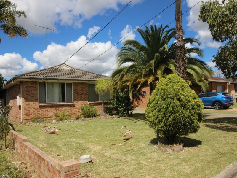 62 Canberra Street, Oxley Park NSW 2760