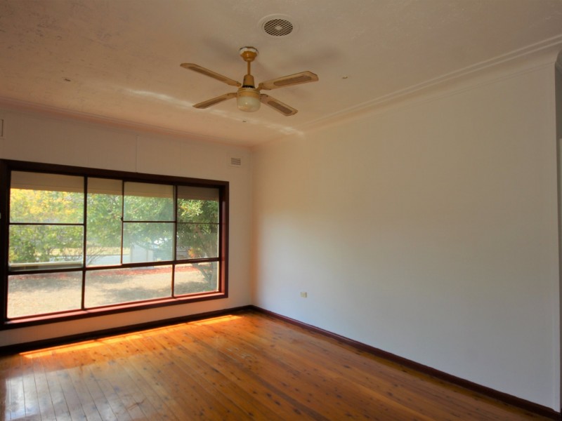 16 Tanderra Street, Colyton NSW 2760