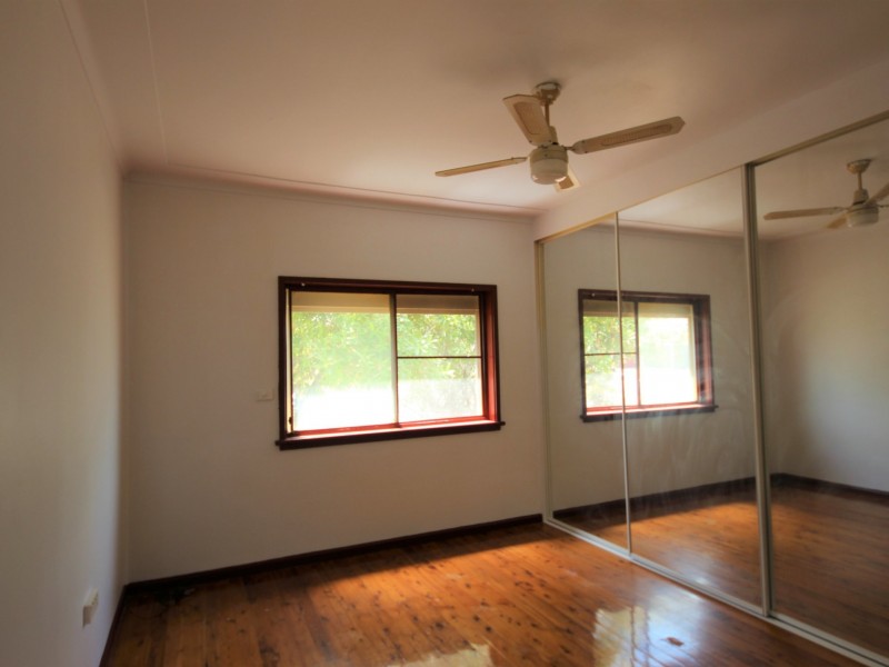 16 Tanderra Street, Colyton NSW 2760