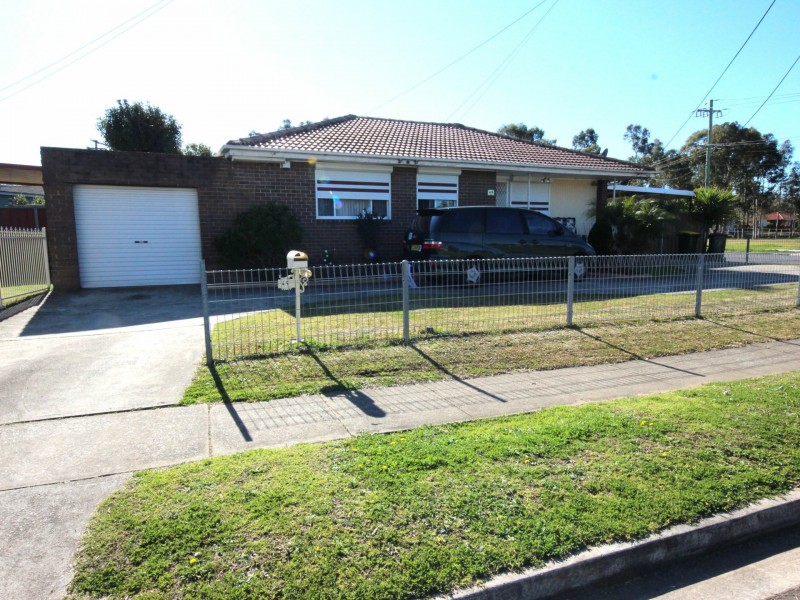 49 Finisterre Avenue, Whalan NSW 2770