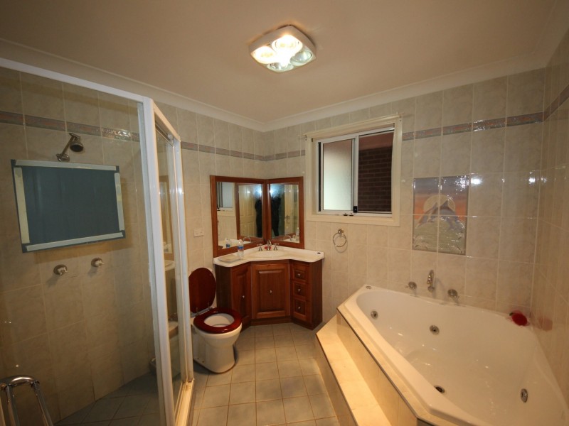 49 Finisterre Avenue, Whalan NSW 2770