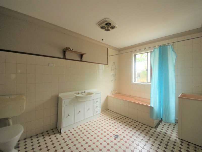 140 Great Western Highway, Colyton NSW 2760